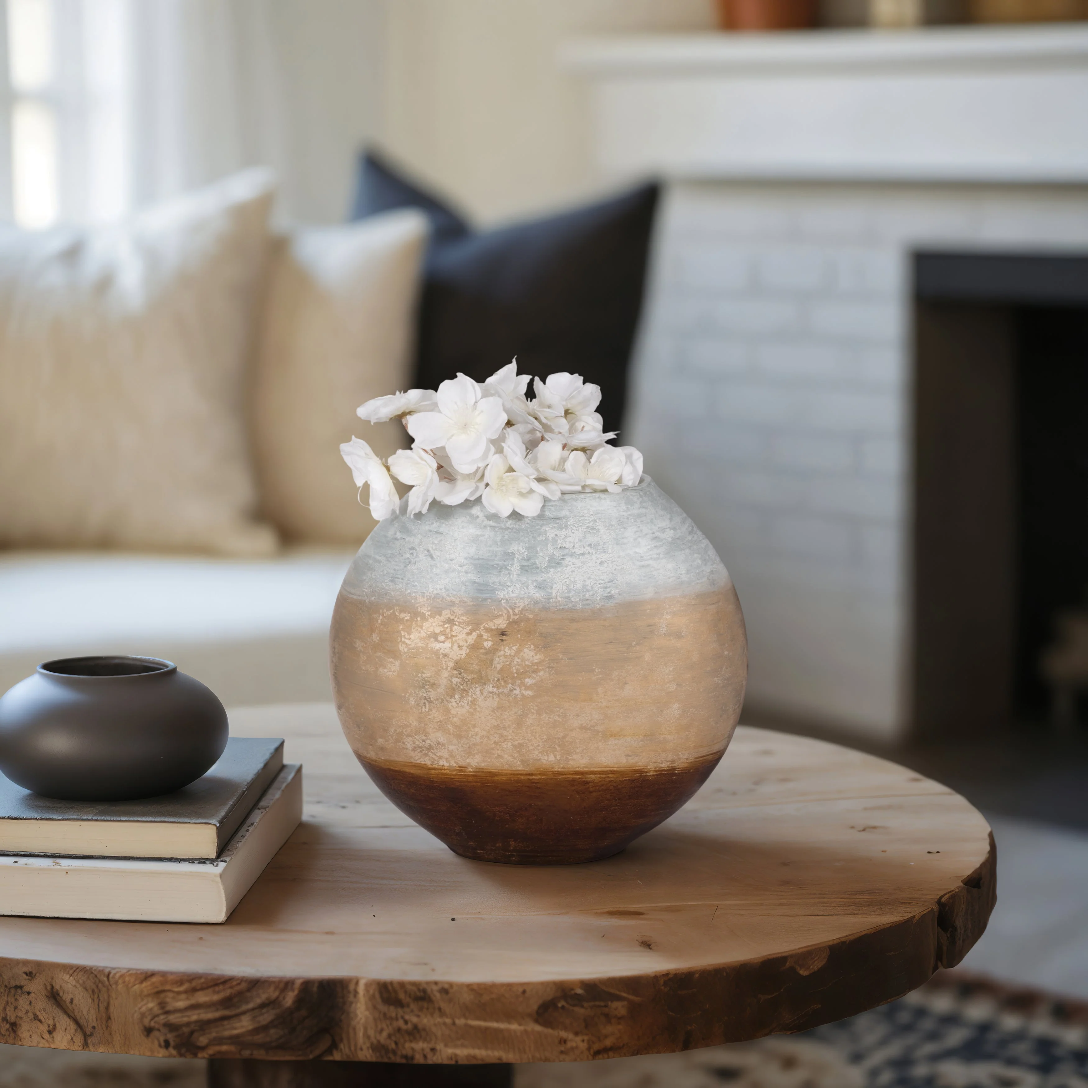 10" Gold Ombre Round Vase, White/gold - Image 19