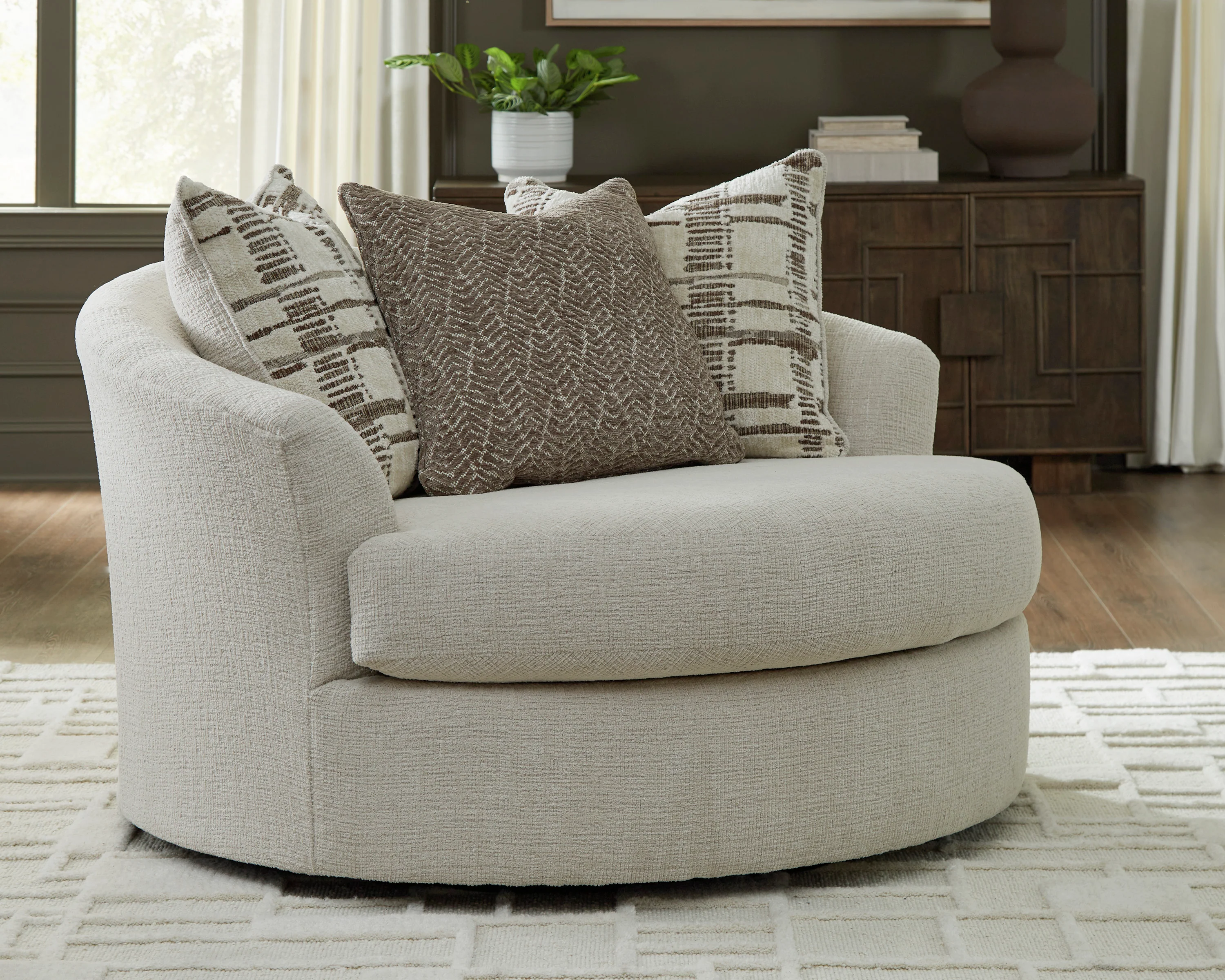 Barrelton  Swivel Chair|Ashley Homestore - Image 2