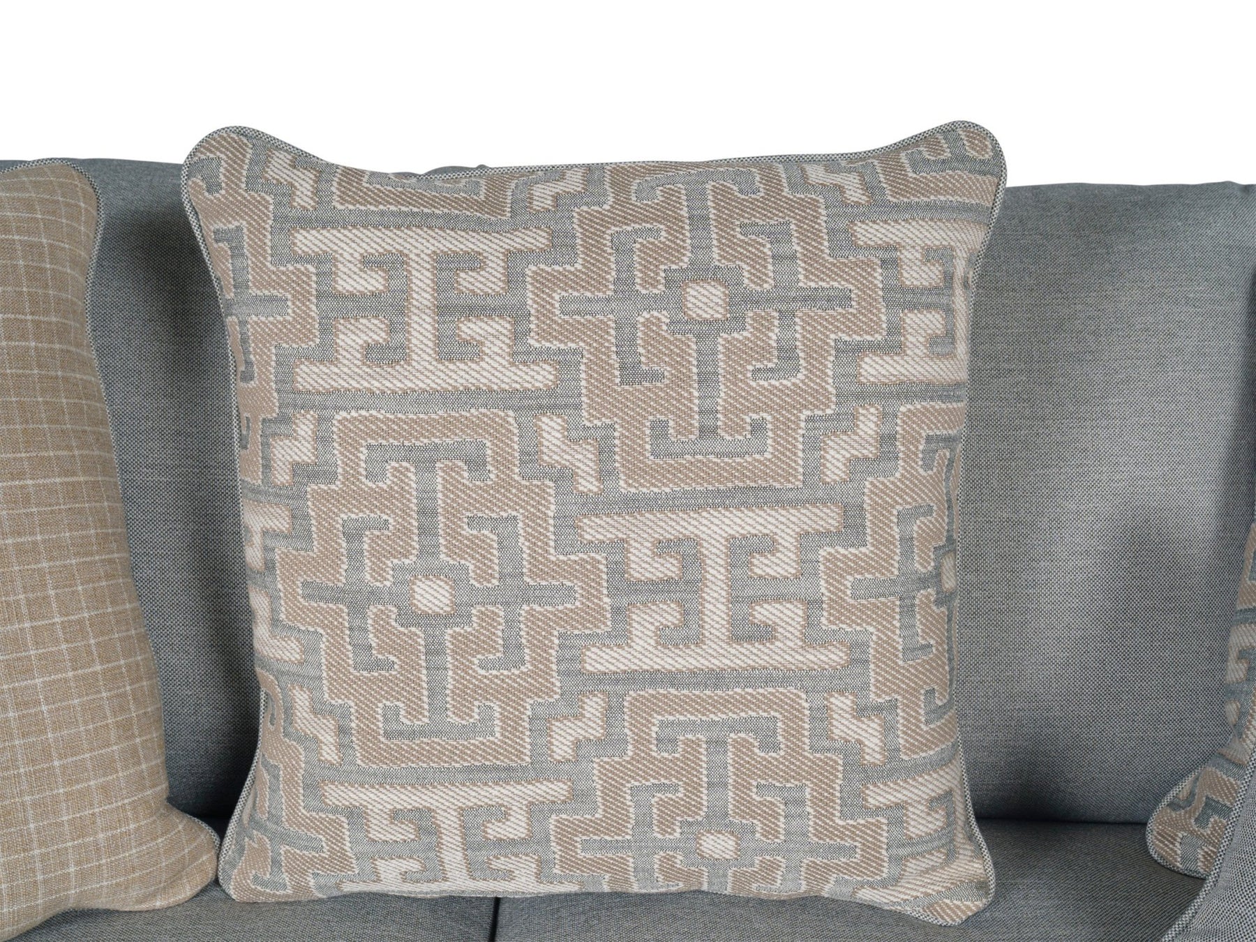 Bralynn Sofa - Image 7