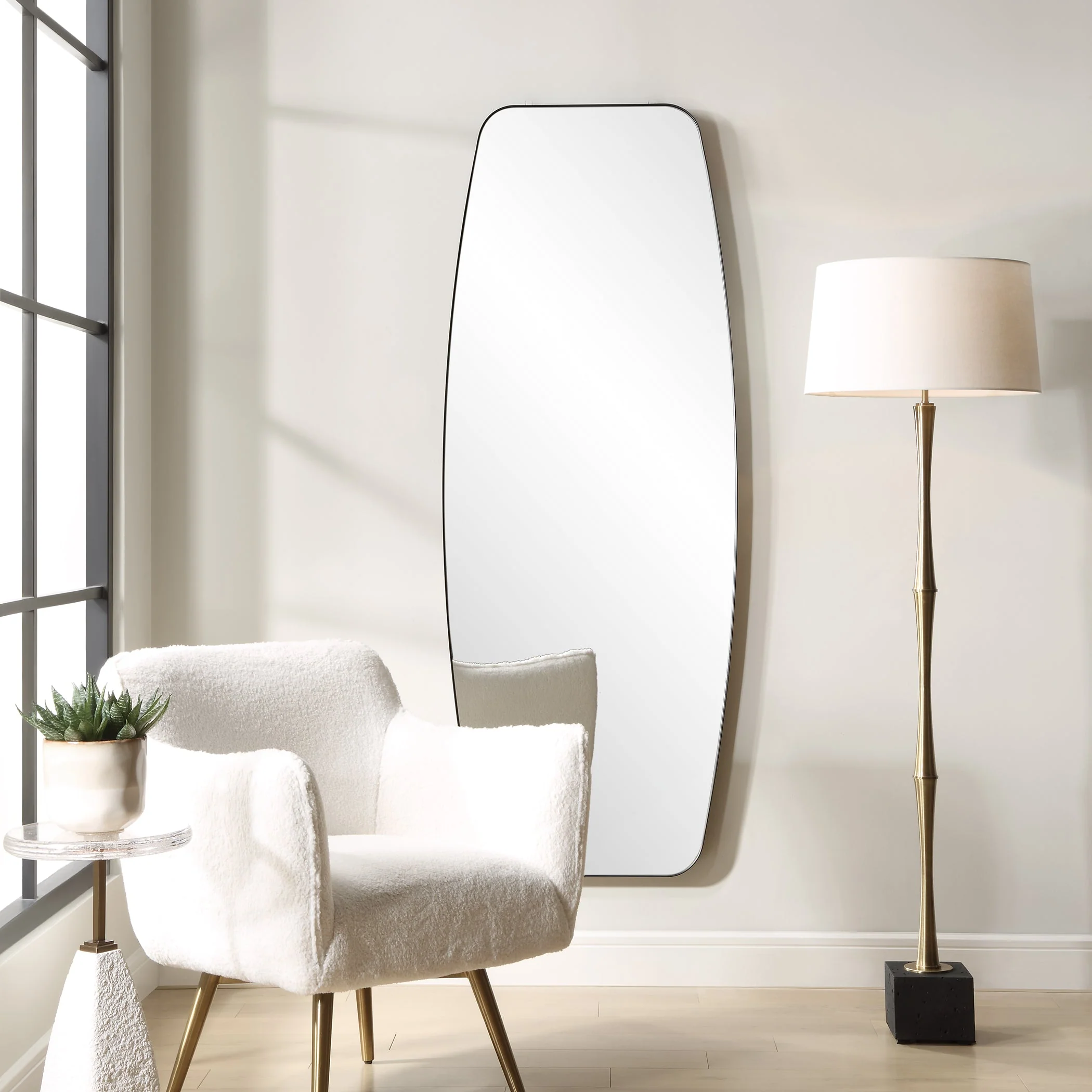 Caspian Curved Black Dressing Mirror - Image 4