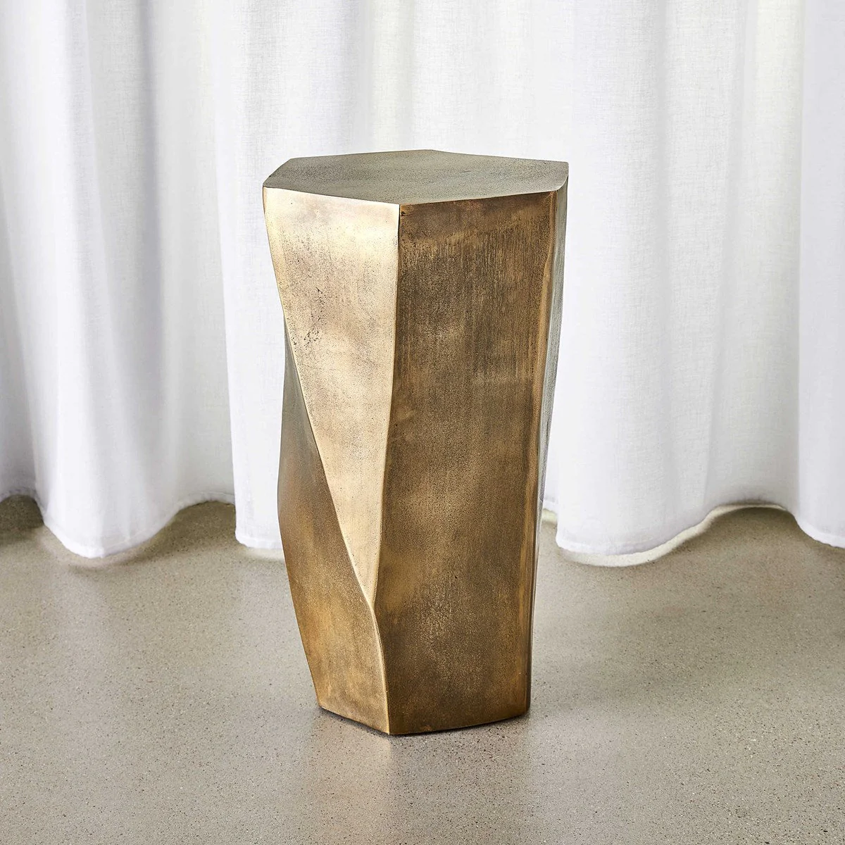 Cathenna Accent Table - Image 2