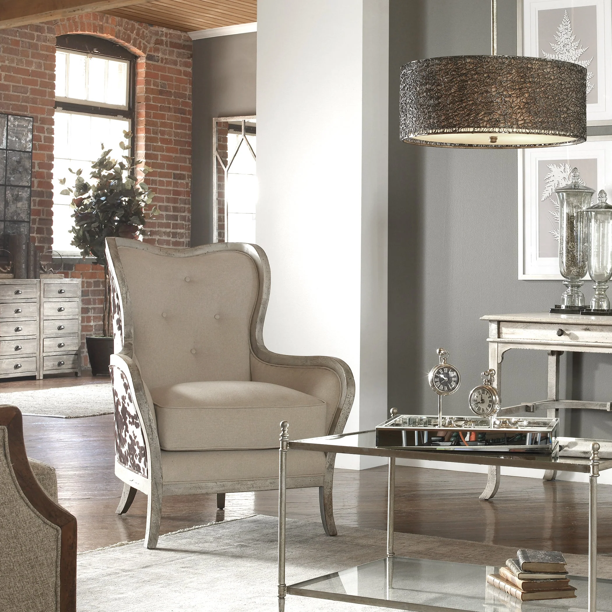 Chalina Armchair - Image 4