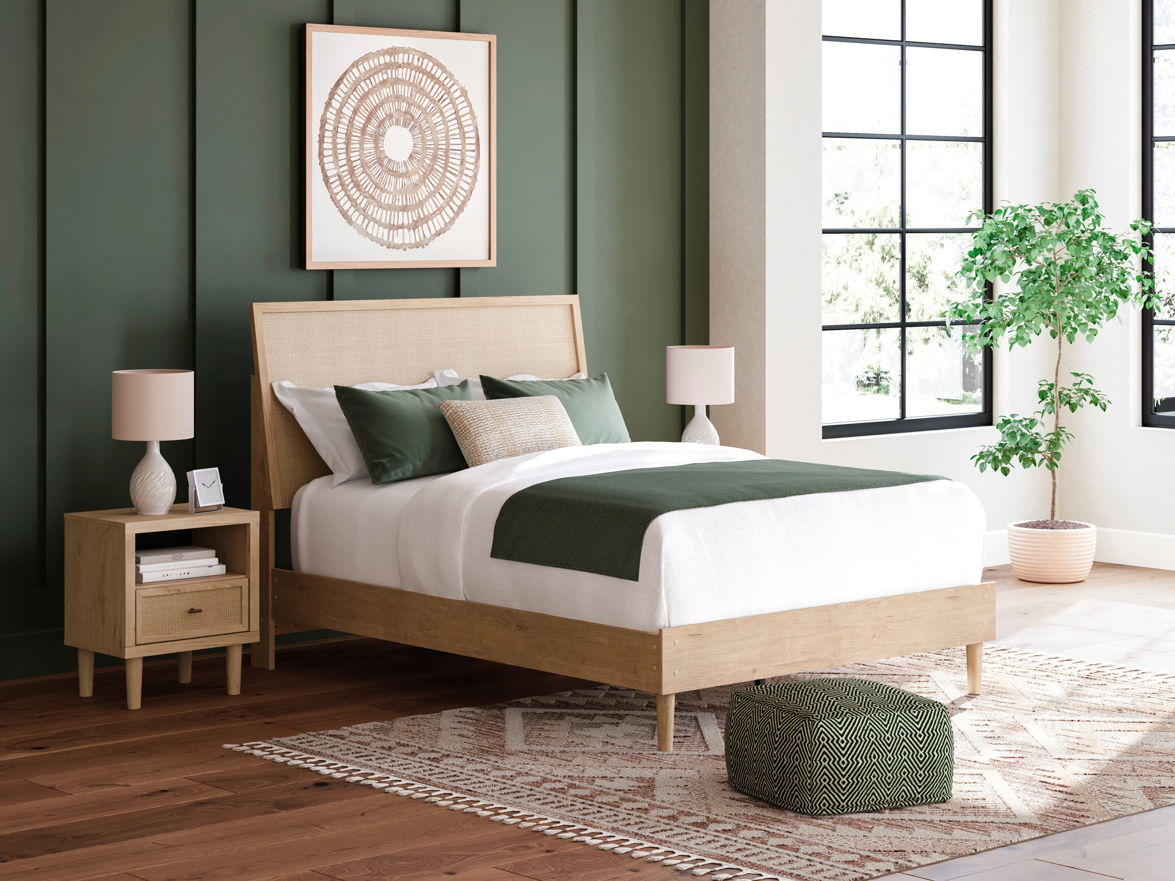 Cielden Queen Panel Bed | Ashley Homestore - Image 4