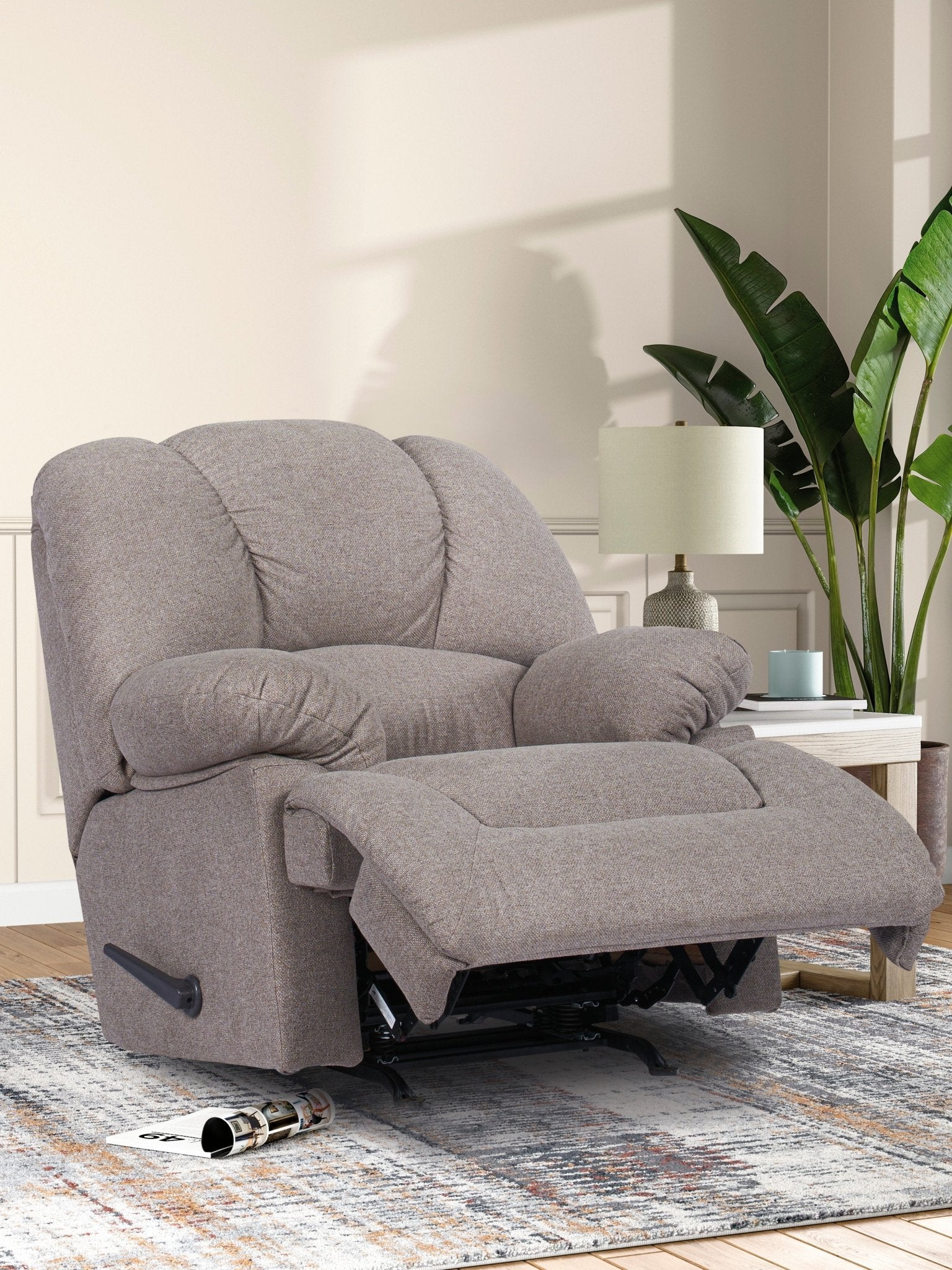 Dannafield Rocker Recliner - Image 4