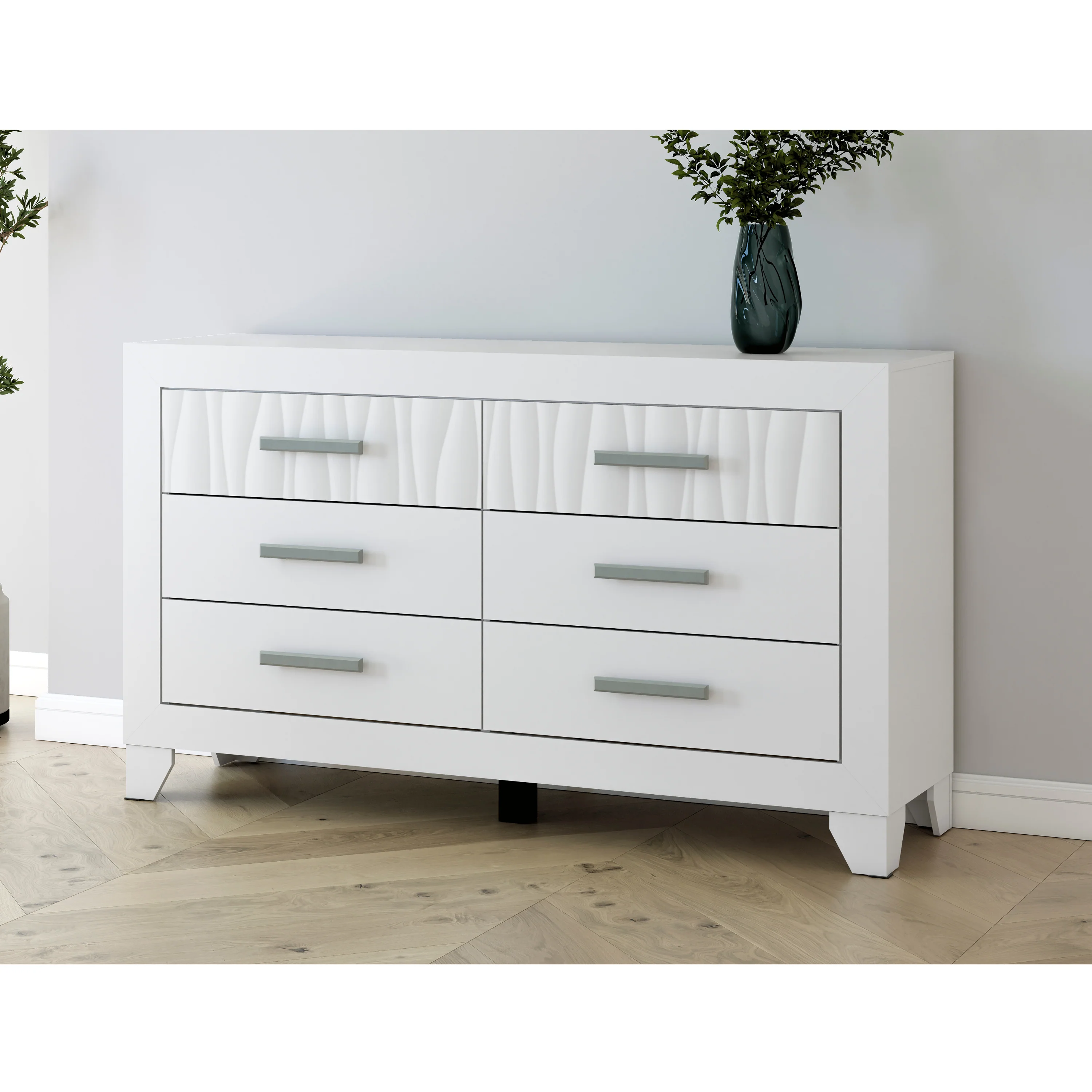 Druchalla Six Drawer Dresser - Image 2