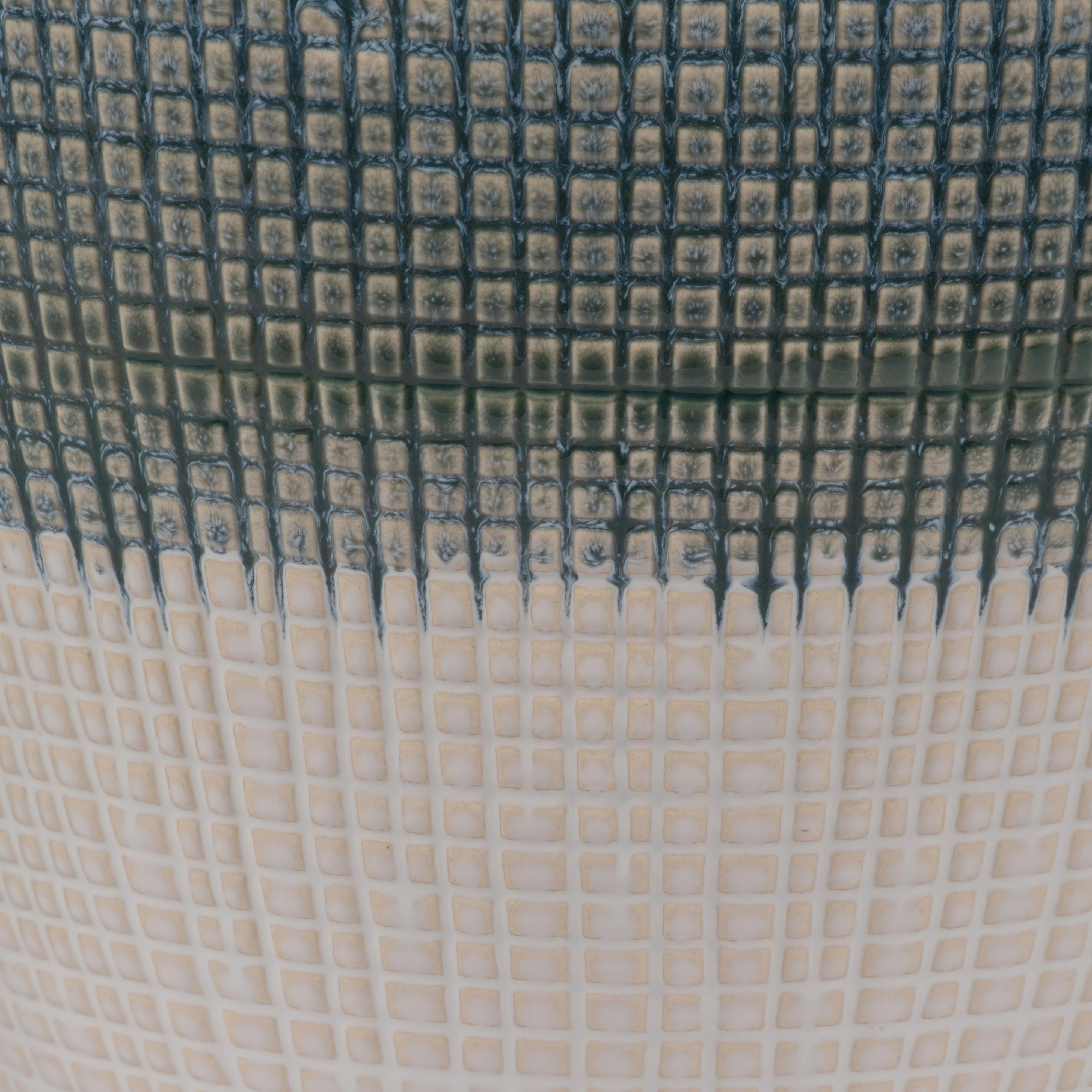 EV20052-02  TRUMAN SMALL CERAMIC VASE( Sagebrook Home  ) - Image 7