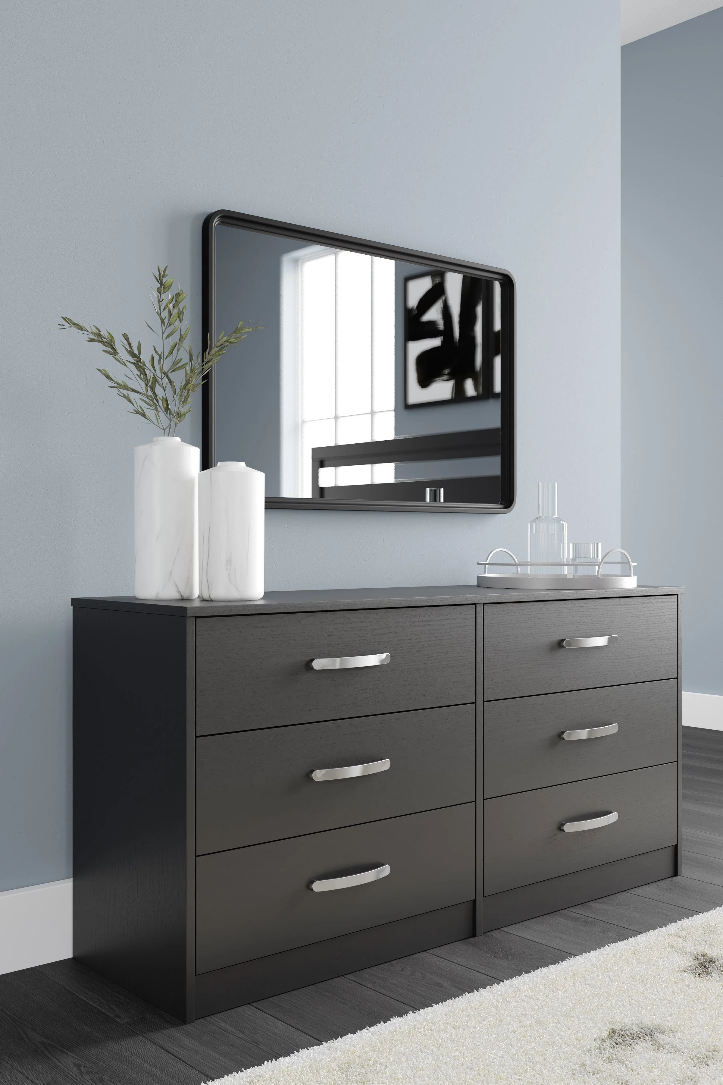 Finch Queen bedroom - Image 6