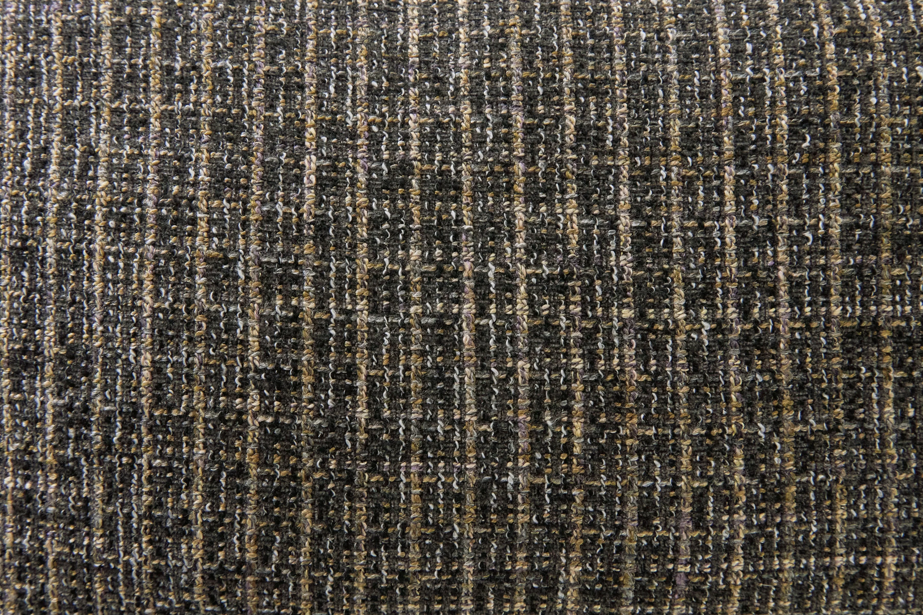Heartcort Sofa - Image 5