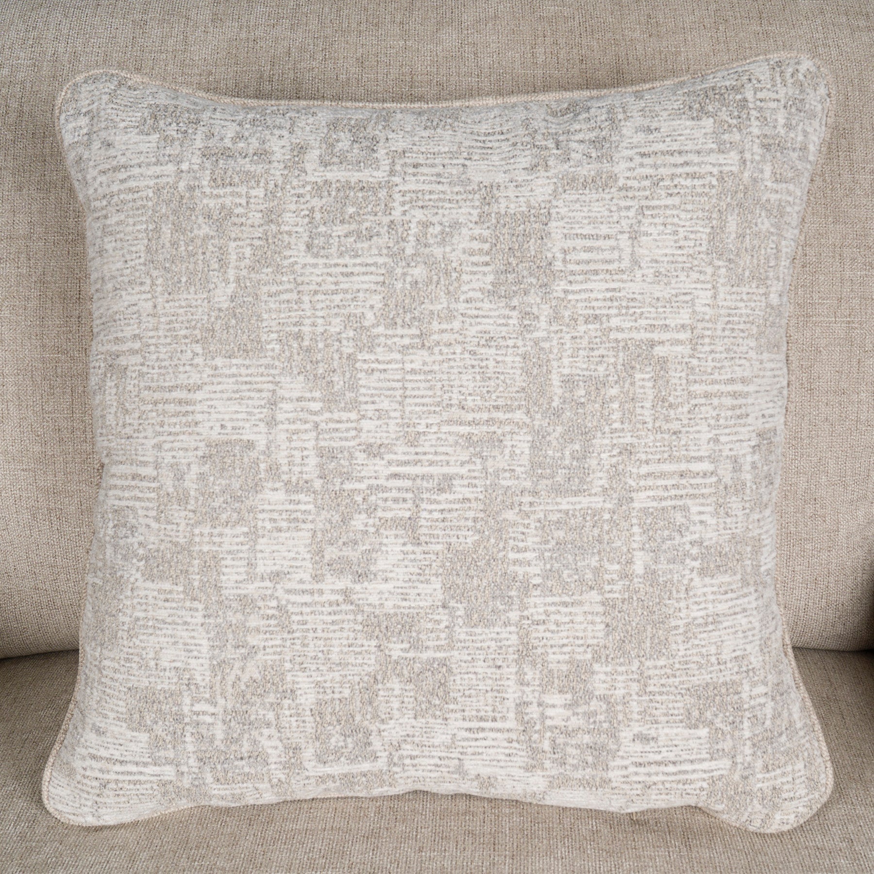 Heartcort Sofa Set |44670-Sofaset - Image 10