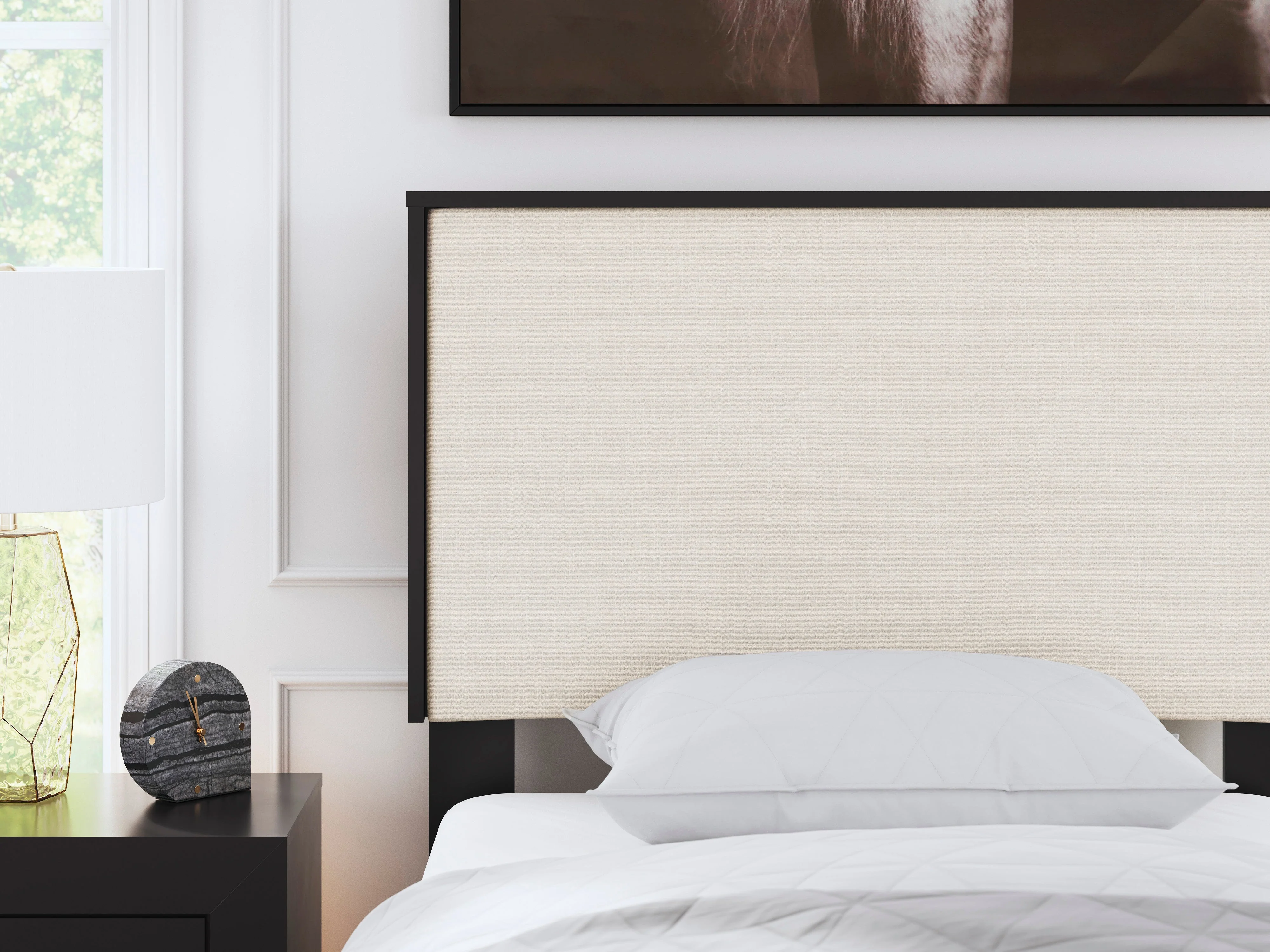 Kasteiner Twin Upholstered Bedroom - Image 5