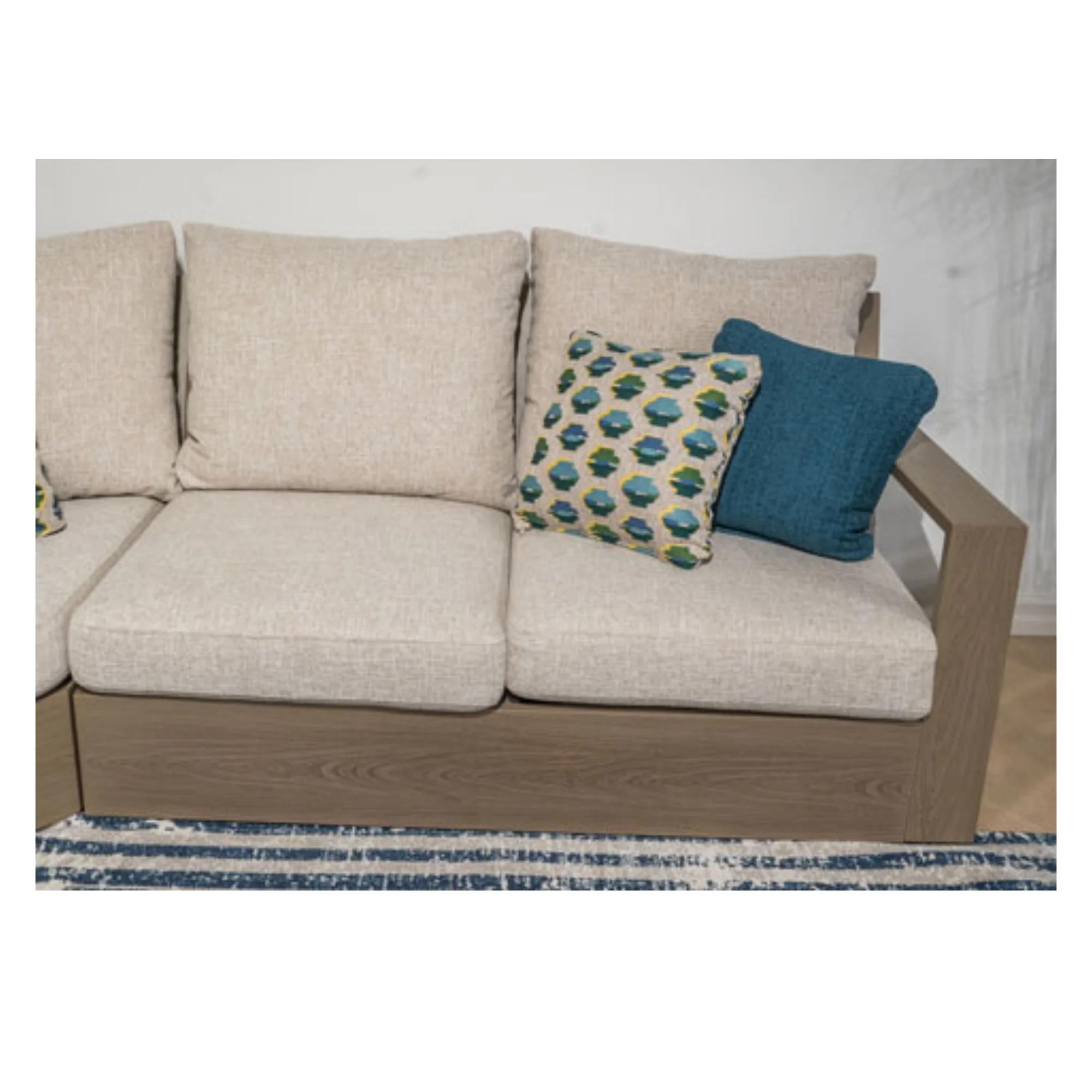Kimpton Isle Set - Image 6