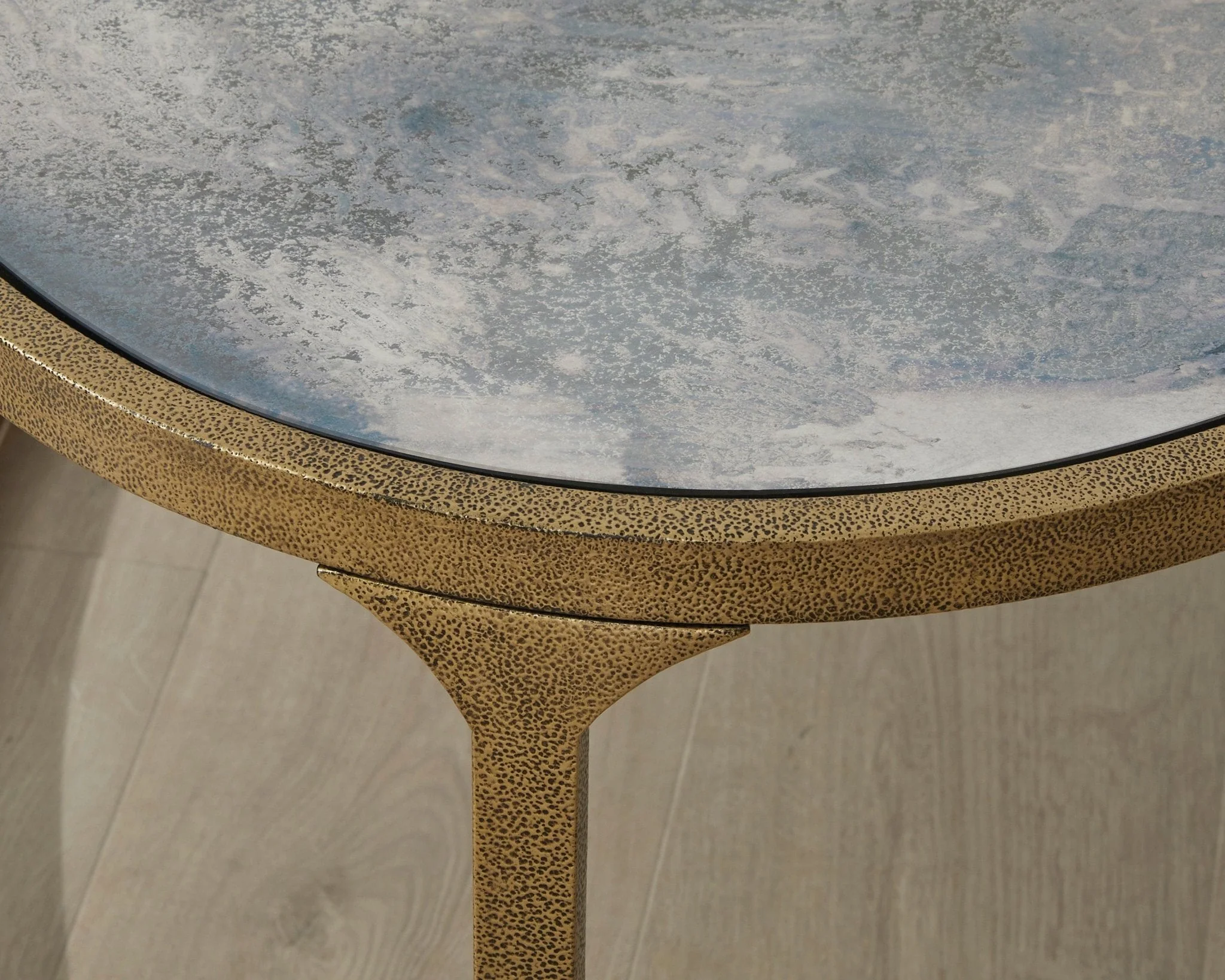 Korajane Oval Cocktail Table - Image 5