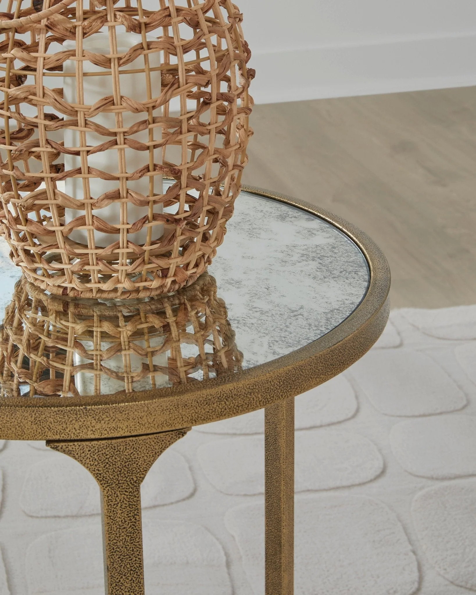 Korajane Table Set - Image 11