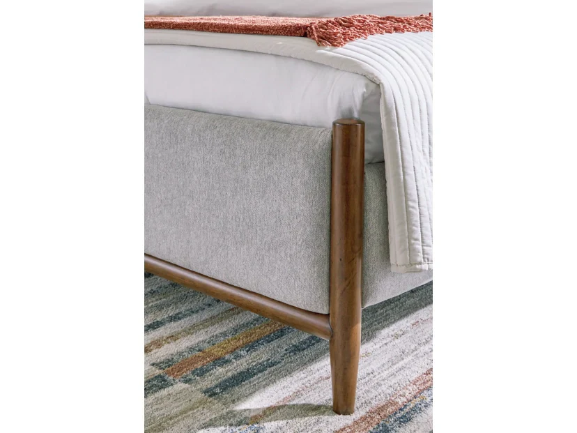 Lyncott Queen Upholstered Panel Bed - Image 6