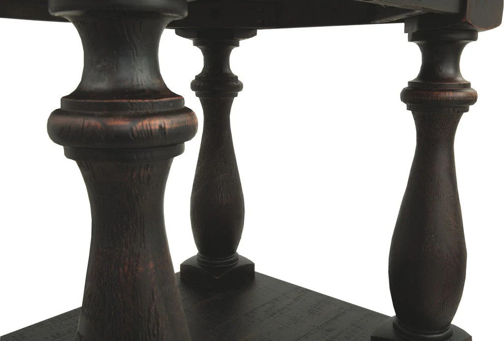 Mallacar End Table - Image 7