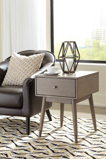Paulrich Accent Table - Image 4