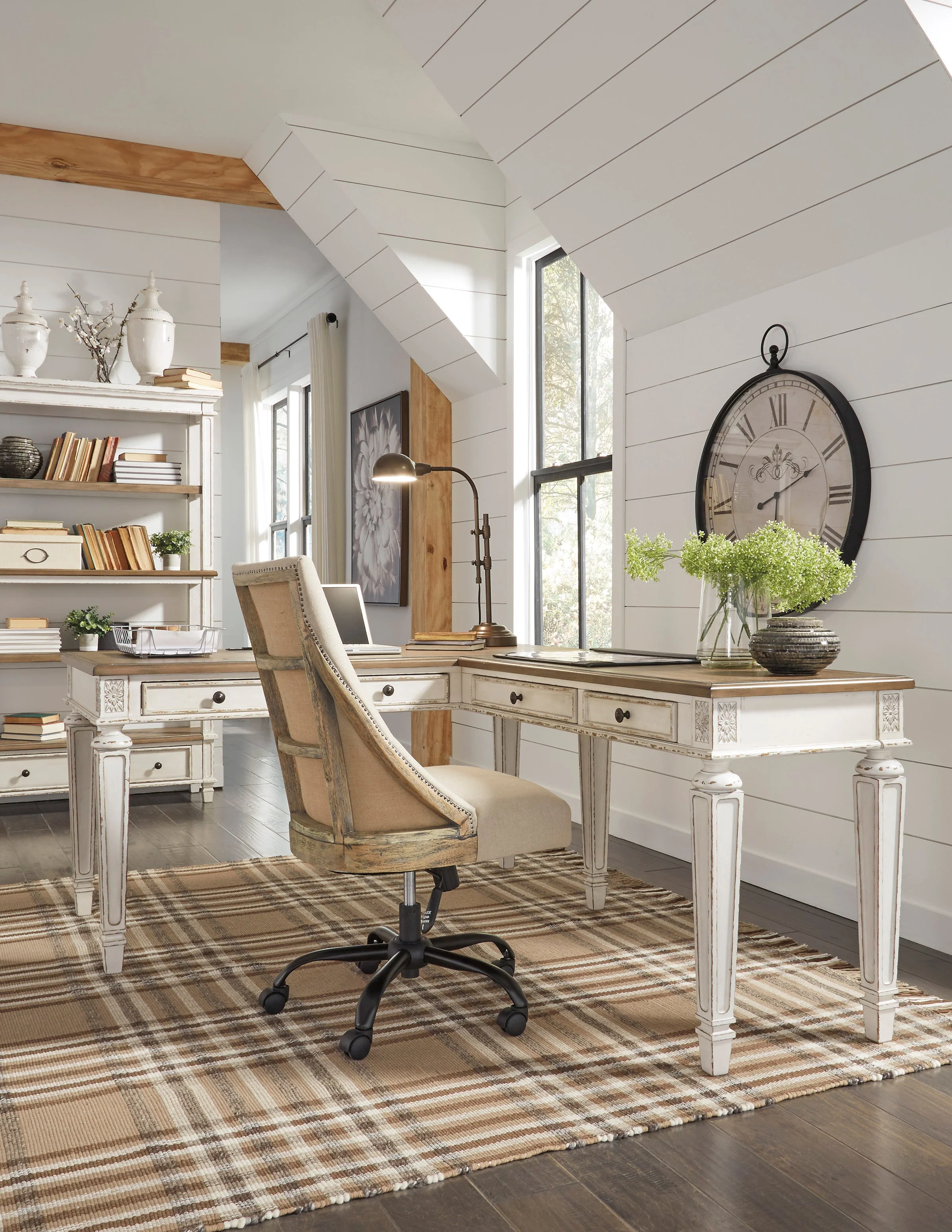Realyn Home Office Set - Image 2