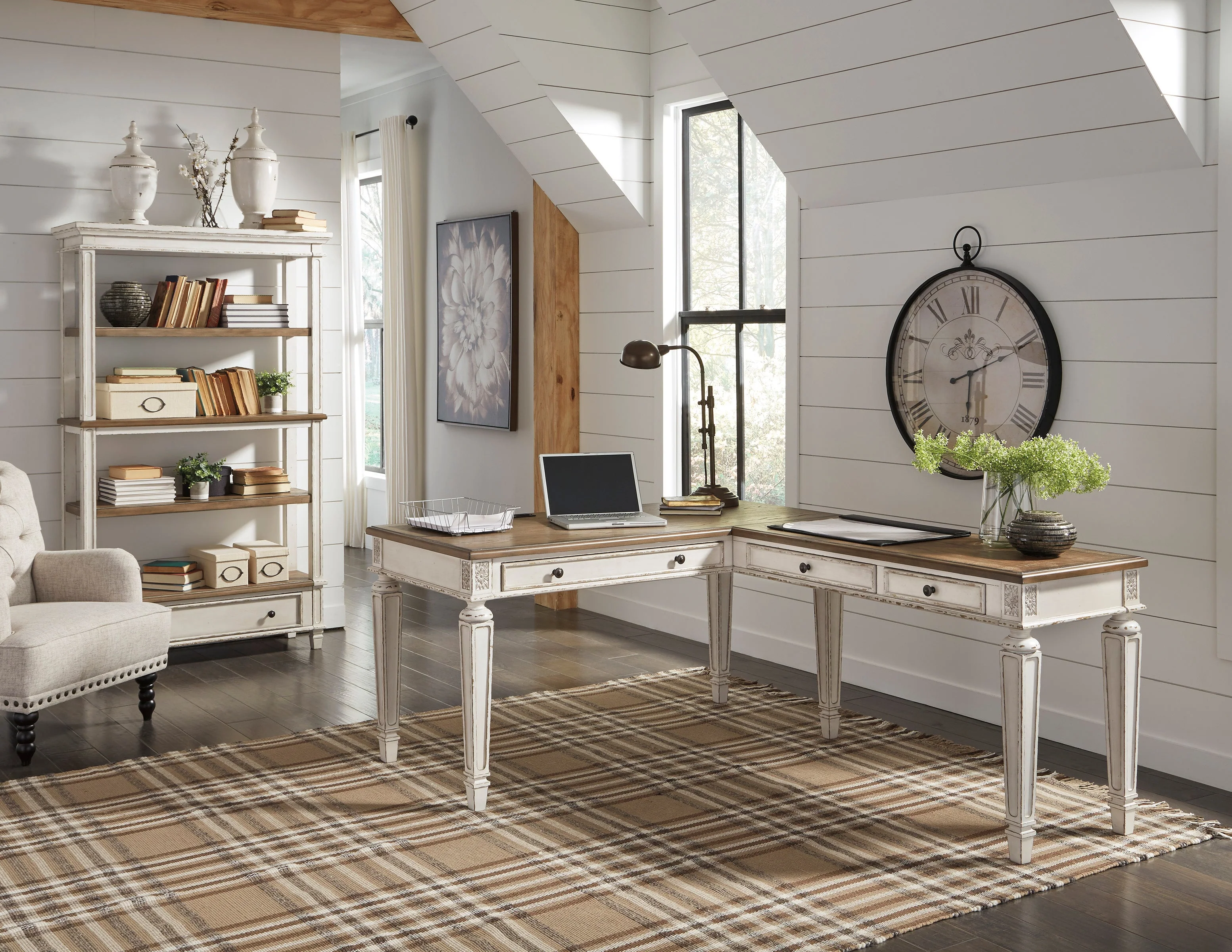 Realyn Home Office Set - Image 5