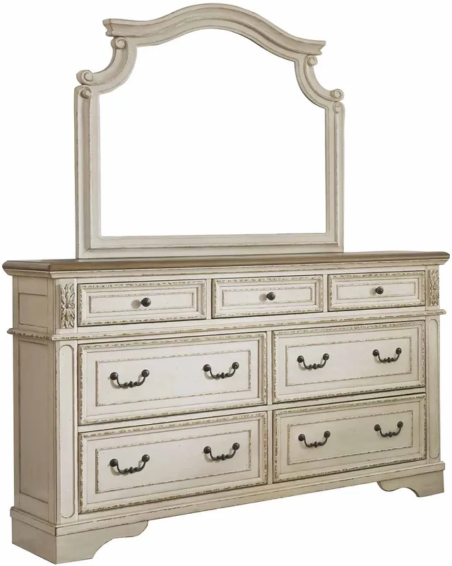 Realyn King Sleigh Set - Image 6