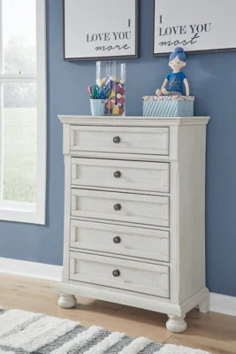 Robbinsdale Chest of Drawers - Image 2