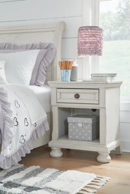 Robbinsdale Nightstand - Image 2