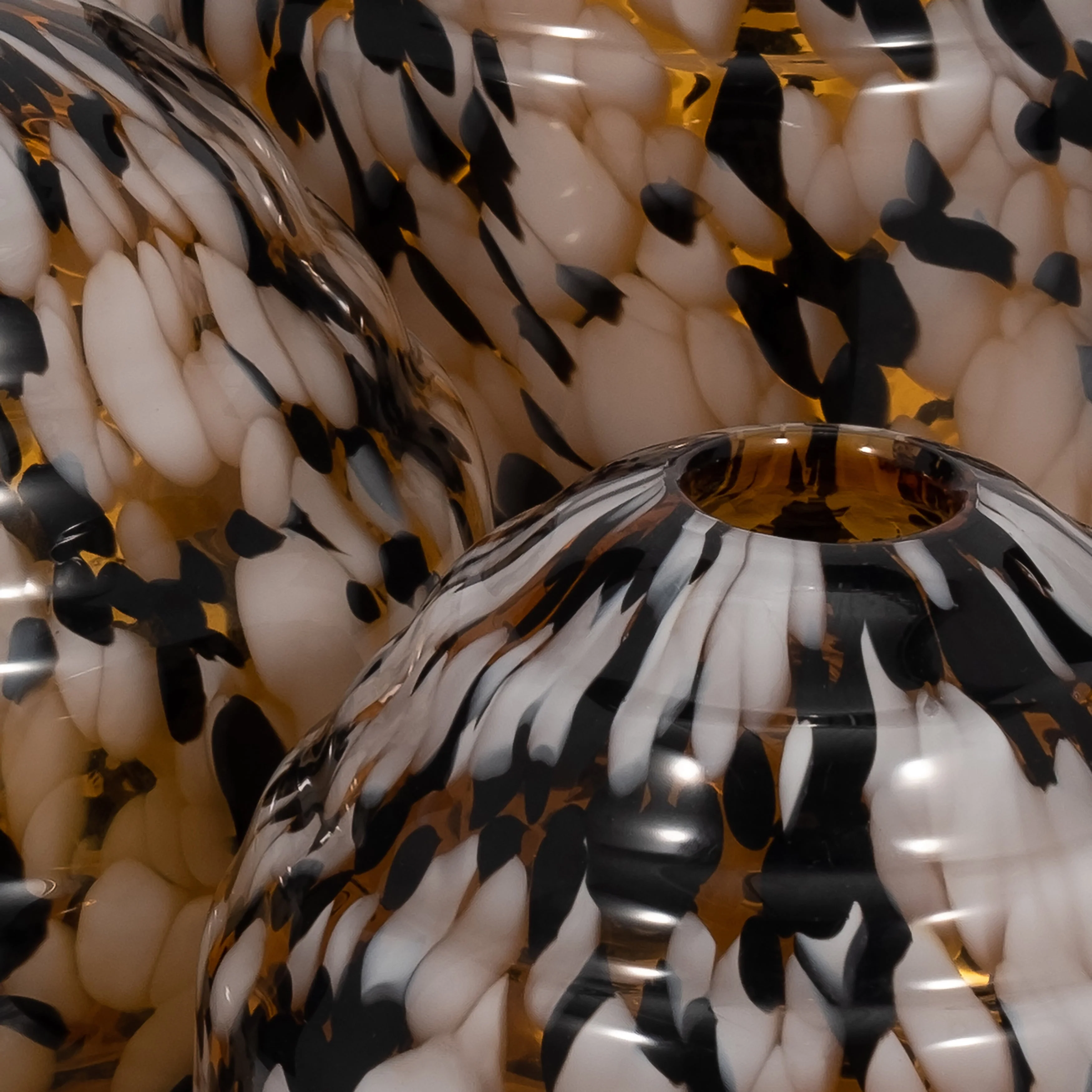 S/3 6/7/8" Dara Amber Specked Vases - Image 6