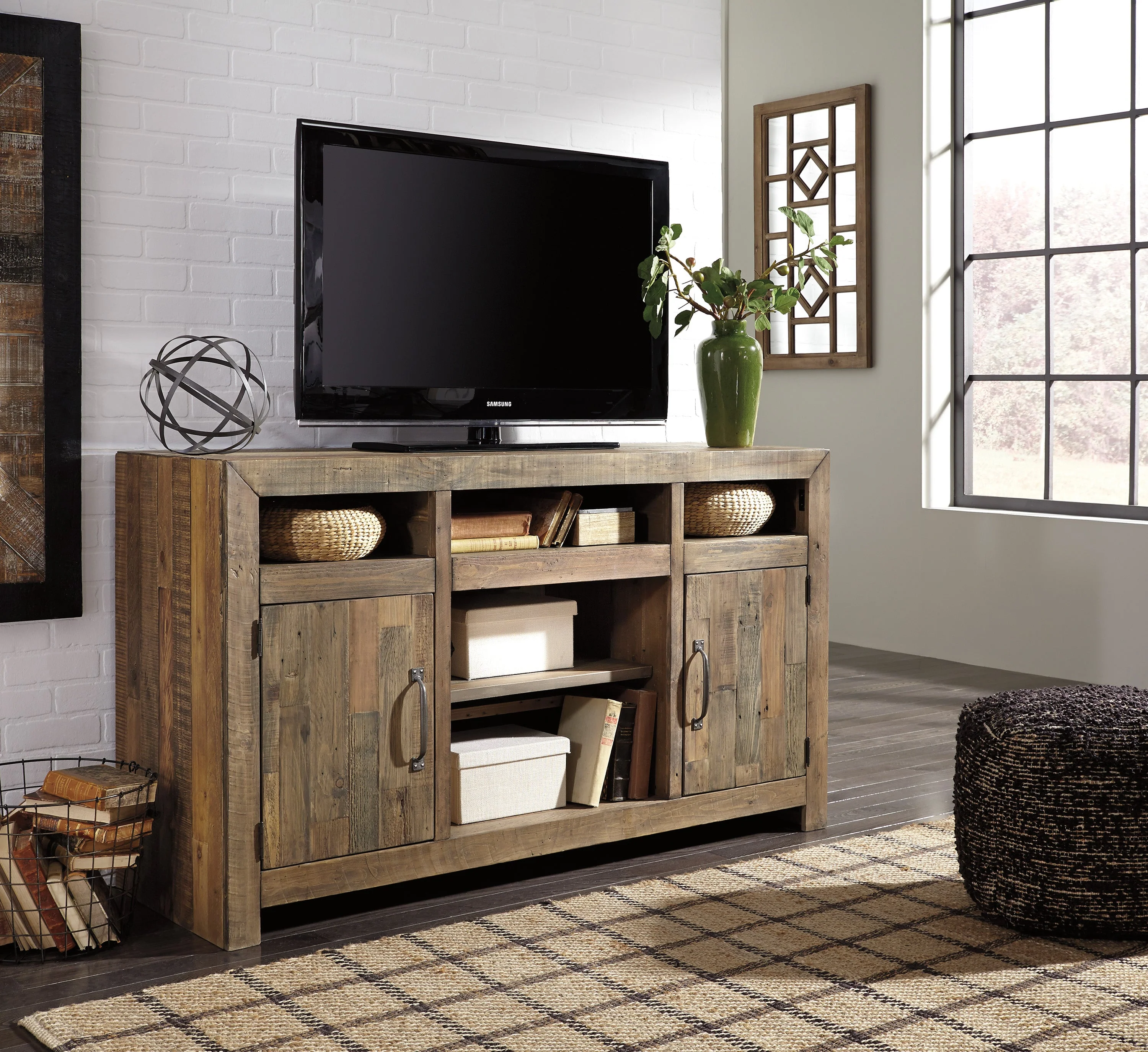 Sommerford 62" TV Stand - Image 2
