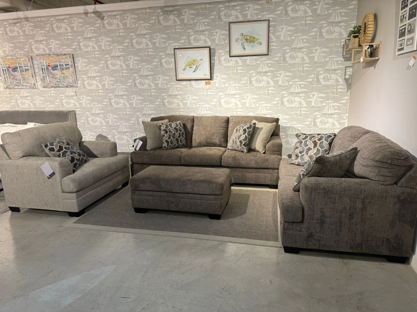 Stonemeade Oversized Chair - Image 5
