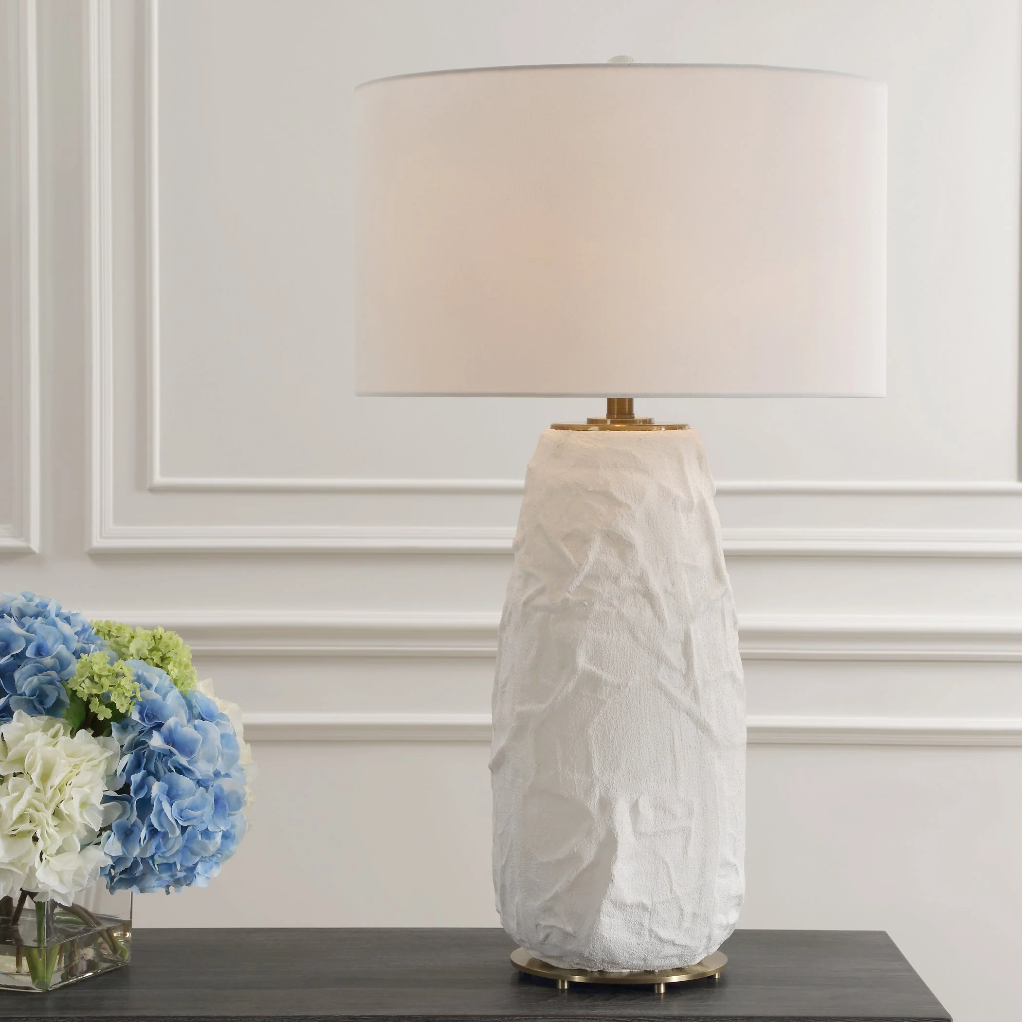 Vida White Table Lamp - Image 2