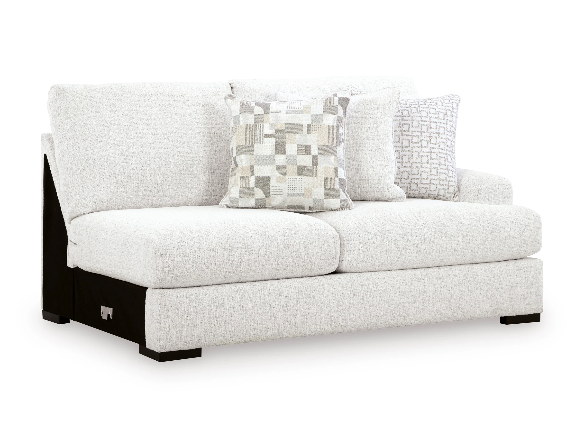 Wynncroft Manor 7-Piece Sectional - Image 7